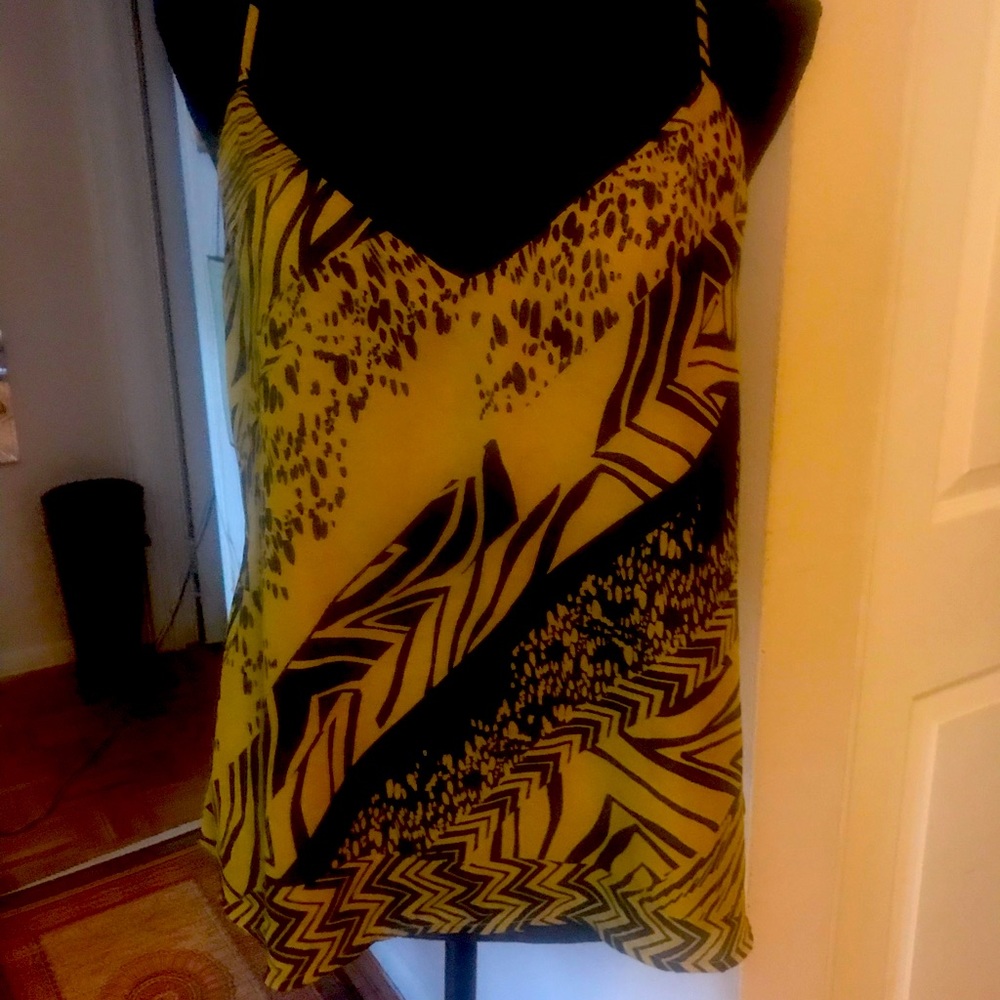 4/$25 EVEREVE ALLISON JOY TOP!